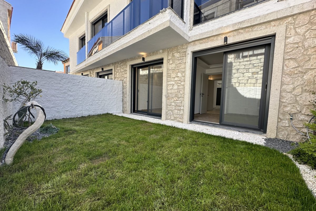 Altındiş | Reisdere köy içinde satılık 2+1 bahçeli daire